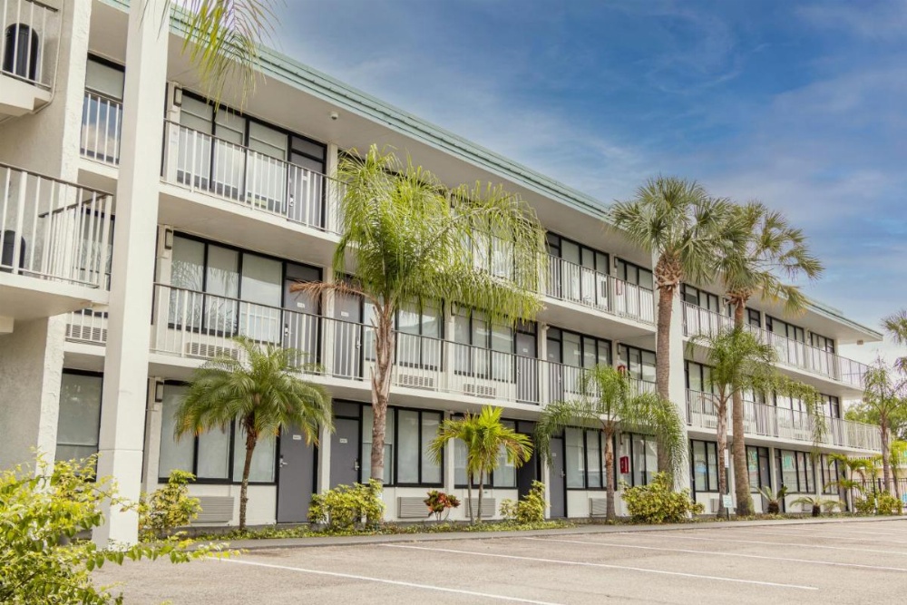 Park Royal Orlando Main image